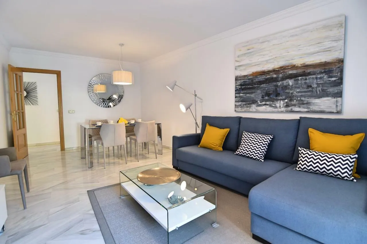 Apt Puerto Malagueta Solo Familias Malaga